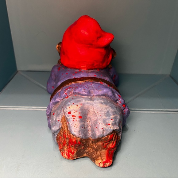 ThumbsUp! Zombie Gnome Crawler with GITD Eyes - Picture 3 of 10